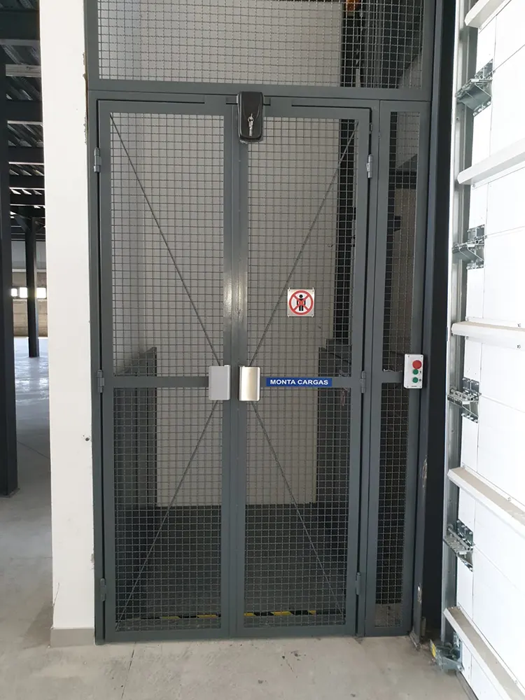 Porta rede tremida Plataforma carga ascensilis